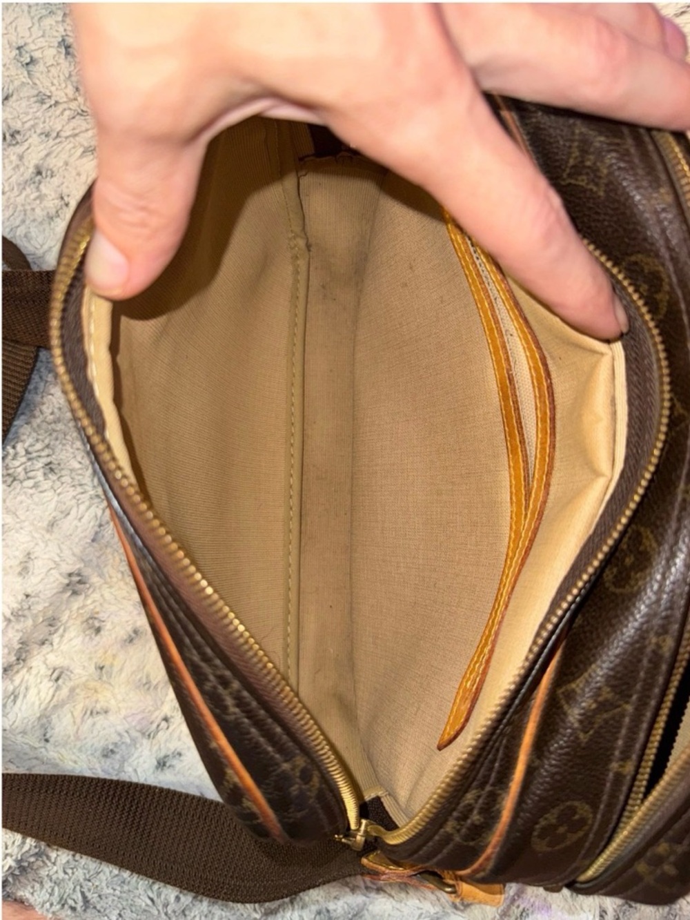 Louis Vuitton Monogram Canvas Messenger Bag in Brown and Tan - Picture 6 of 15